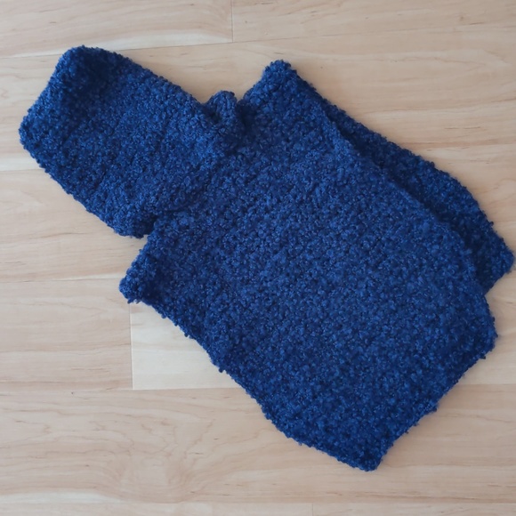 Handmade Poncho, crocheted kids hoodie, XS, new, unisex, soft, retro, knit - Picture 4 of 10